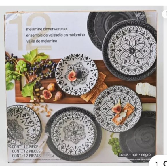 Pandex Melamine 12-piece Dinnerware Set Dishwasher safe indoor & outdoor Black - Picture 1 of 8